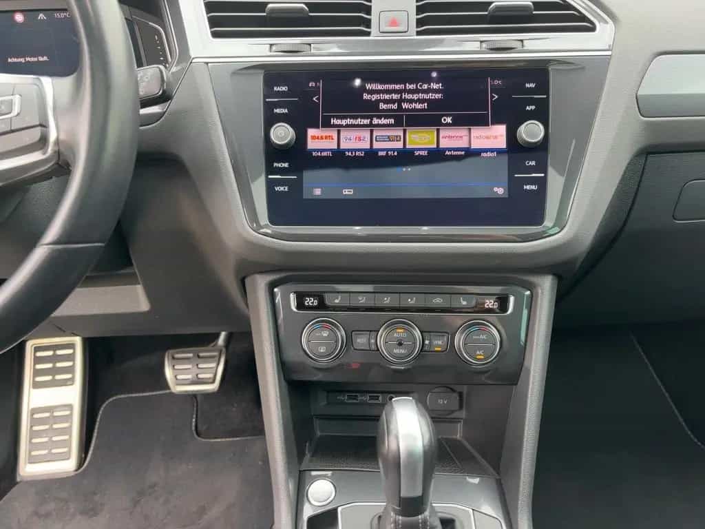 Volkswagen Tiguan Highline 4Motion +PANO+LED+AHK+ 05/2020-photo-13