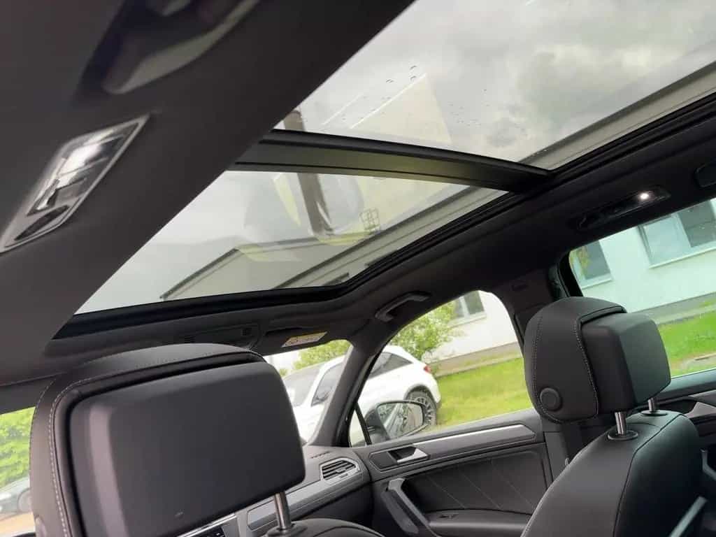 Volkswagen Tiguan Highline 4Motion +PANO+LED+AHK+ 05/2020-photo-17