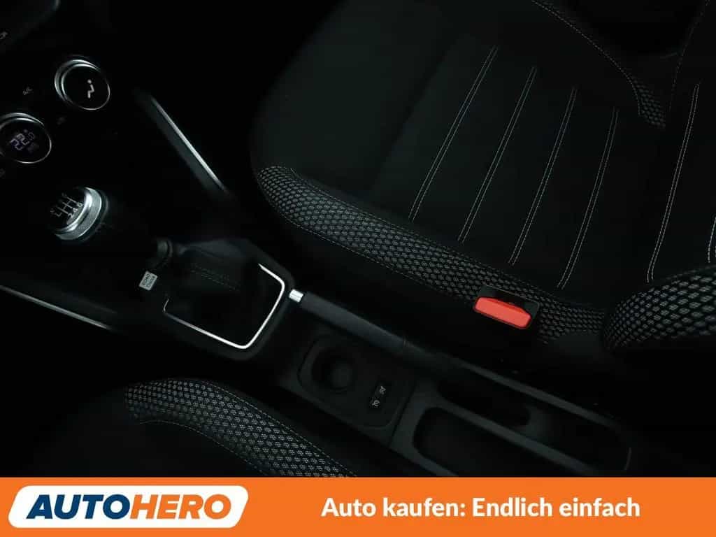 Dacia Duster 1.3 TCe Anniversary*NAVI*360°*PDC*SHZ* 12/2019-photo-23