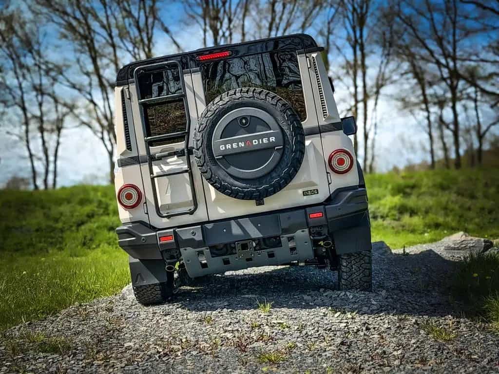 INEOS Grenadier Trialmaster X - Sperre Strom Leder Safari MY2026 null-photo-6