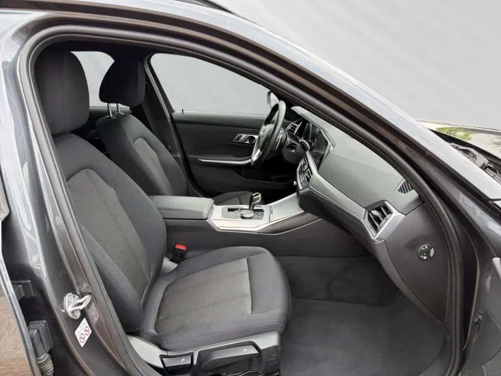 BMW 320 d touring HiFi Stop&Go Panorama Lenkradheizu 02/2022-photo-12