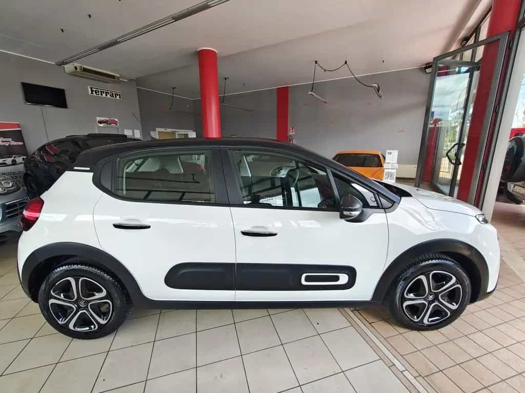 Citroën C3 Citroen C3 1.2 BENZINA CAMBIO AUTOMATICO FINANZI 10/2022-photo-4