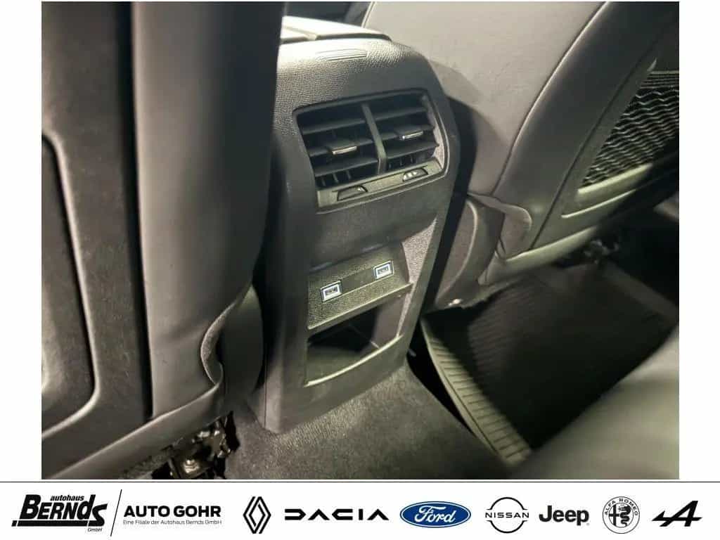 Citroën DS4 PureTech 130 PERFORMANCE LINE+ AUTOMATIK 10/2023-photo-9
