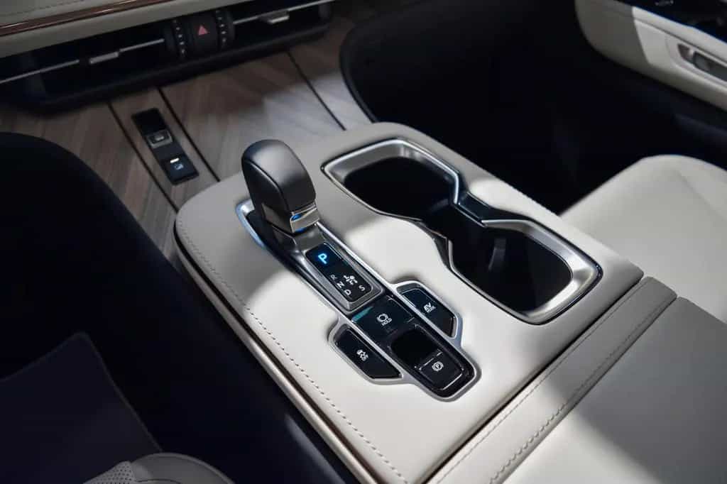 Lexus LM 350h Luxury Light Beige 4 seats 05/2025-photo-13