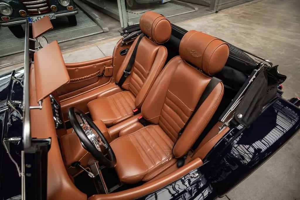 Morgan Plus 4 2.0 - 1. HD - 110th - SHZ - Sonderfarbe 07/2020-photo-28