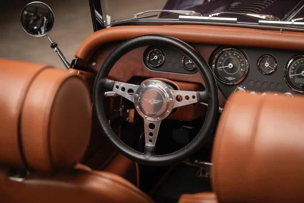 Morgan Plus 4 2.0 - 1. HD - 110th - SHZ - Sonderfarbe 07/2020-photo-33