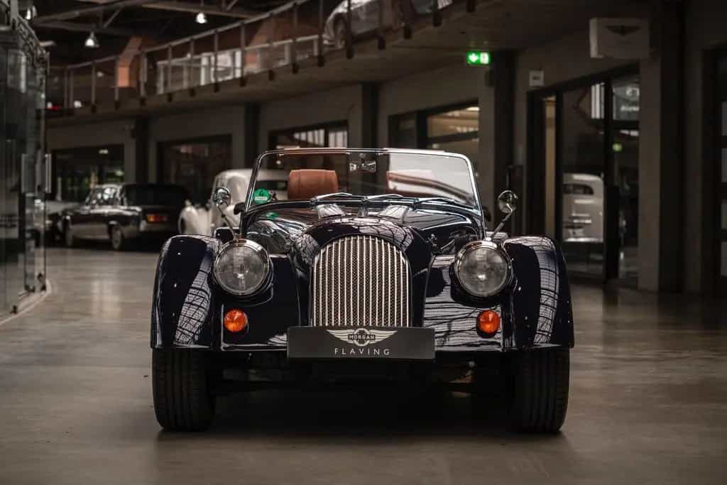 Morgan Plus 4 2.0 - 1. HD - 110th - SHZ - Sonderfarbe 07/2020-photo-4