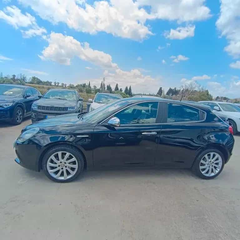 Alfa Romeo Giulietta 1.6 STRAFULL 09/2015-photo-3