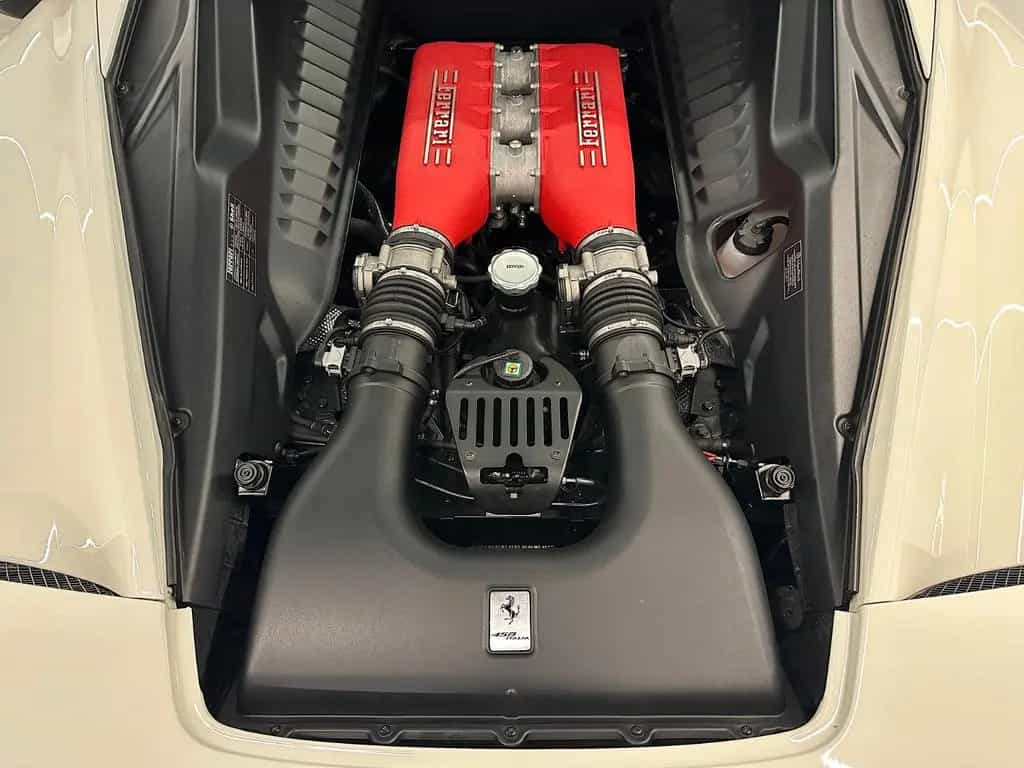Ferrari 458 Italia "ONLY 12.000 KM + SERVICE BOOK" 05/2013-photo-23