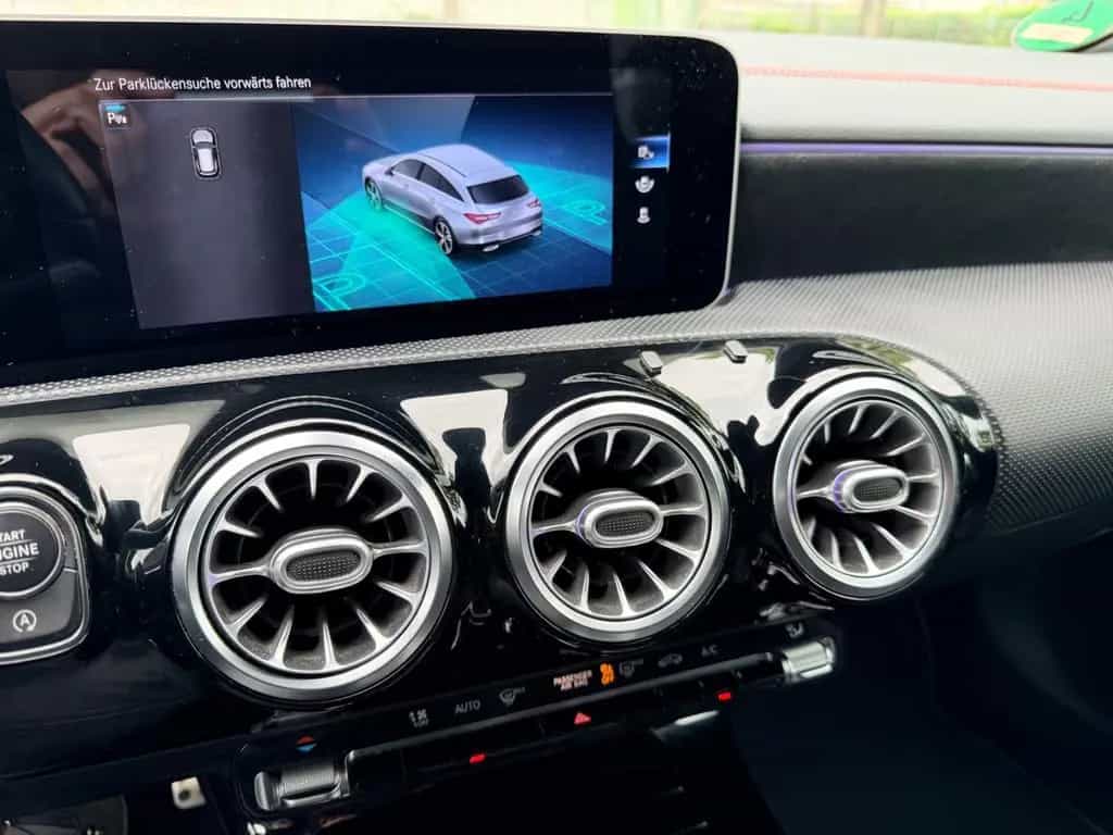 Mercedes-Benz CLA 250 Shooting Brake AMG Line LED*PDC*Navi uvm 12/2019-photo-33