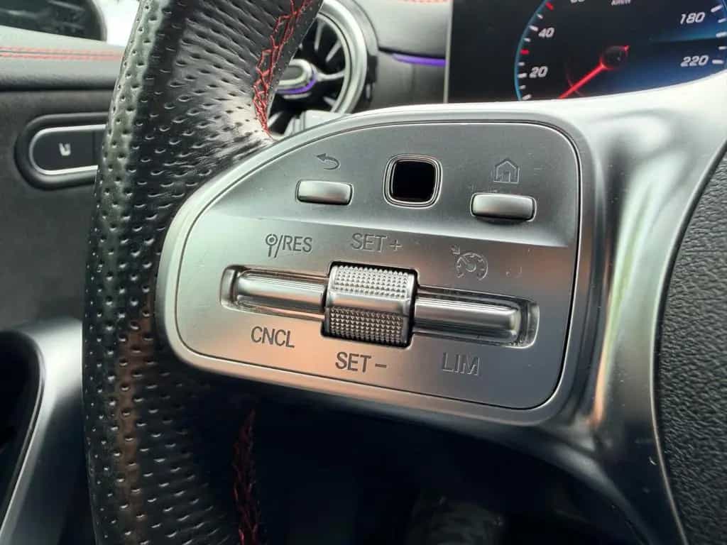 Mercedes-Benz CLA 250 Shooting Brake AMG Line LED*PDC*Navi uvm 12/2019-photo-40