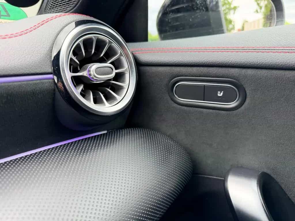 Mercedes-Benz CLA 250 Shooting Brake AMG Line LED*PDC*Navi uvm 12/2019-photo-43