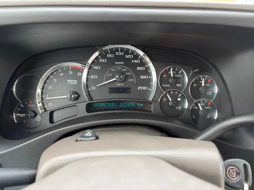 Cadillac Escalade 6.0 V8 Aut Klima 4x4 Bose 6seats 06/2005-photo-24