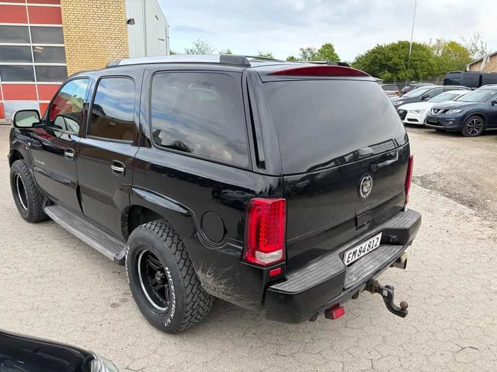 Cadillac Escalade 6.0 V8 Aut Klima 4x4 Bose 6seats 06/2005-photo-3