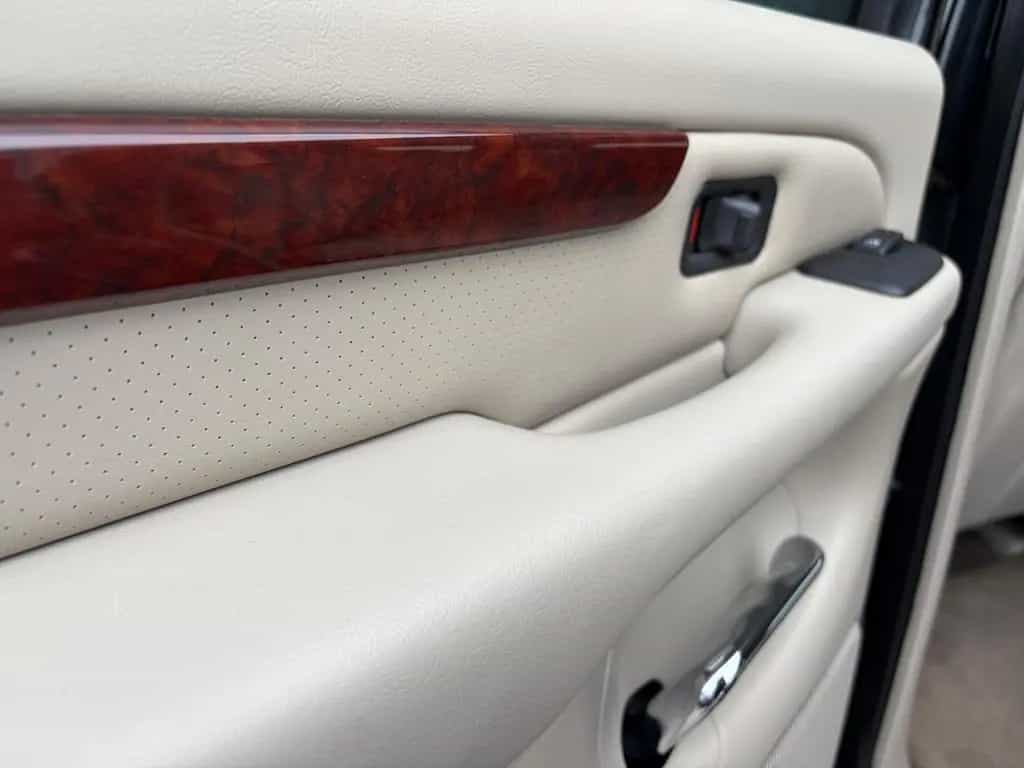 Cadillac Escalade 6.0 V8 Aut Klima 4x4 Bose 6seats 06/2005-photo-8
