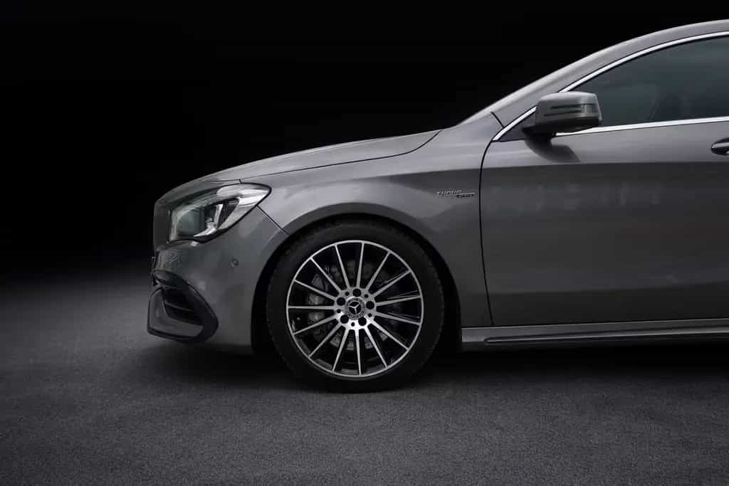 Mercedes-Benz CLA 45 AMG PANO*NAVI*LED*KAM*KEY*DESIGNO*AMBIENT 06/2017-photo-4