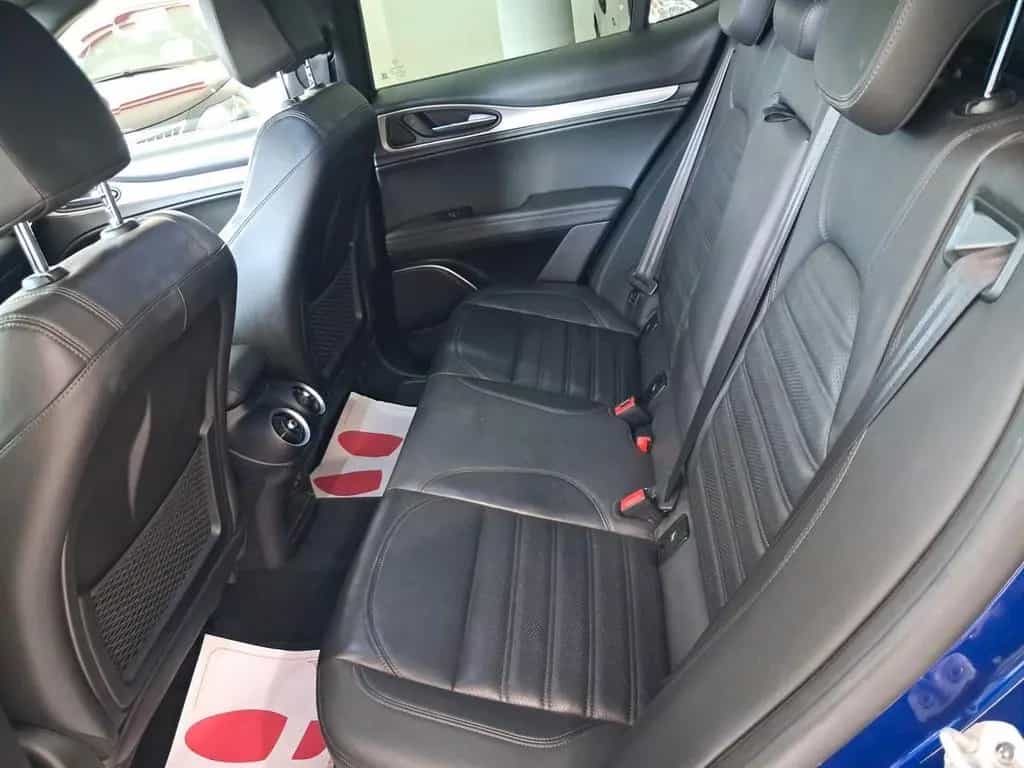 Alfa Romeo Stelvio 2.2 Turbodiesel 210 CV AT8 Q4 07/2021-photo-7