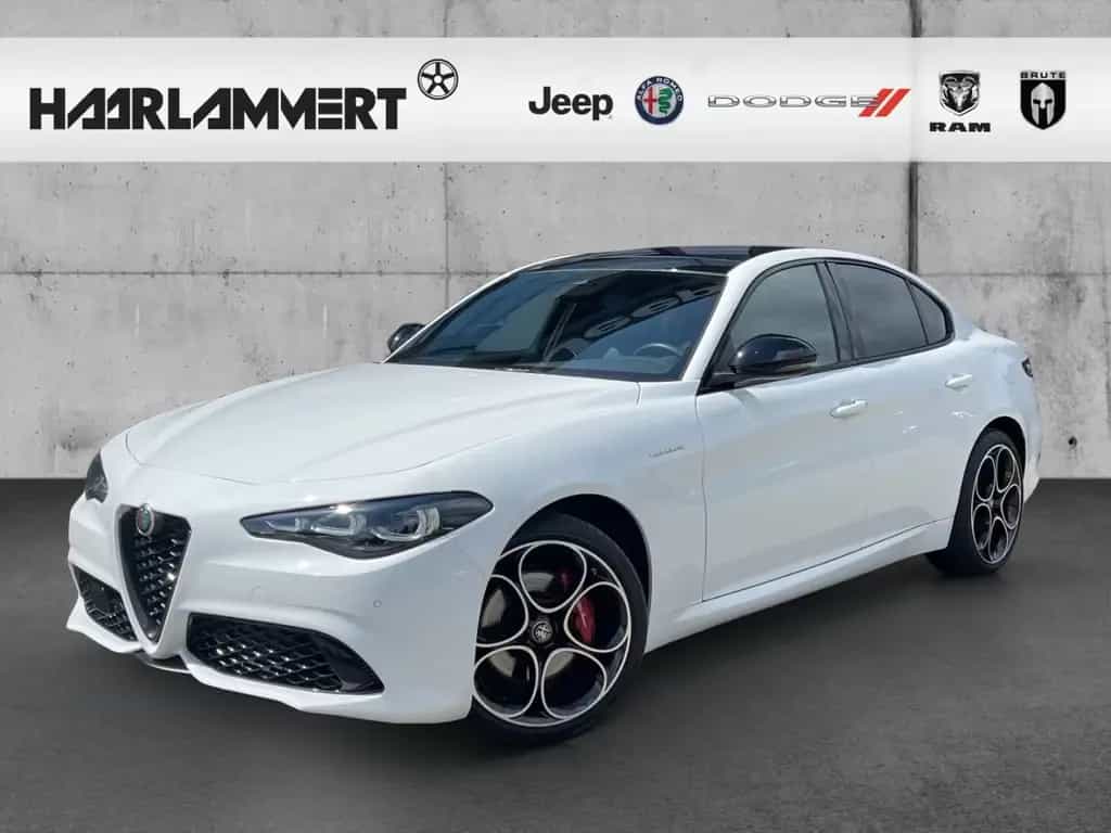 Alfa Romeo Giulia Veloce Q4 PANORAMA+SPORTSITZE+ACC+LEDER 05/2024-photo-1