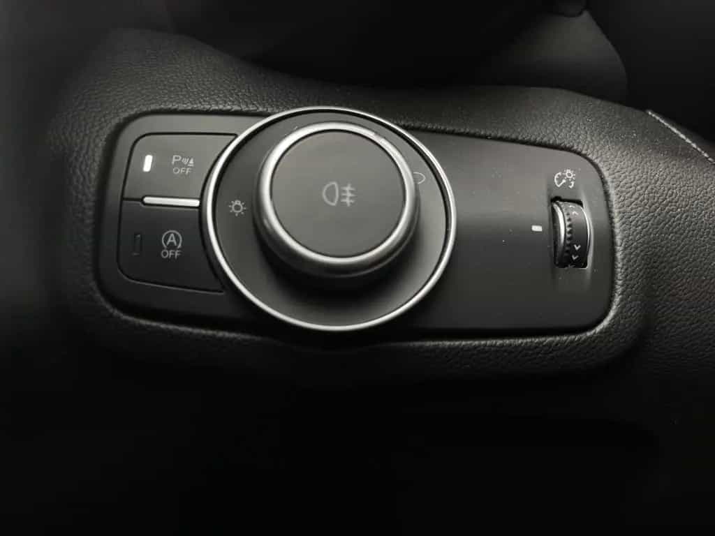 Alfa Romeo Giulia Veloce Q4 PANORAMA+SPORTSITZE+ACC+LEDER 05/2024-photo-25