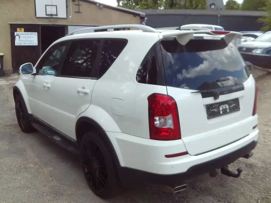 Ssangyong REXTON 2.2 Diesel e-XDi 220 4WD 08/2016-photo-3