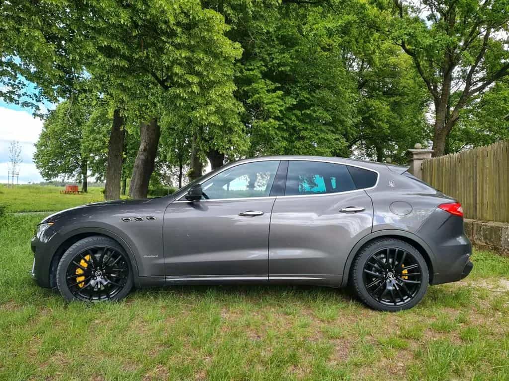 Maserati Levante Diesel 3.0 Facelift *V8 Sound*360°View* 08/2019-photo-4
