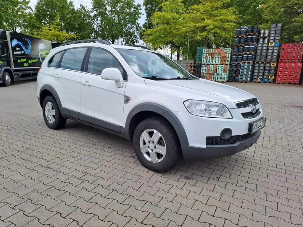 Chevrolet Captiva 2.4 LS 2WD 5-Sitzer LS 10/2009-photo-2