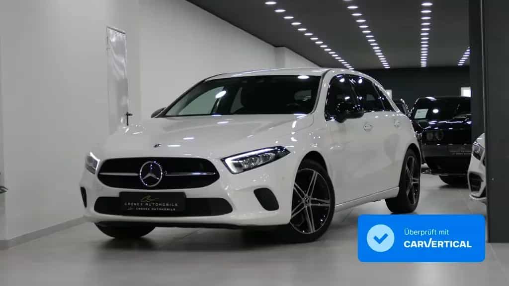 Mercedes-Benz A 220 /NightP/360°/ACC/Leder/18"/MBUX/KeyLess/LED 04/2019-photo-0