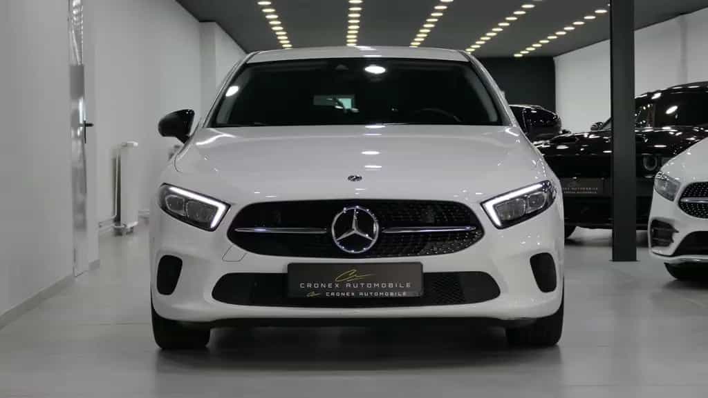 Mercedes-Benz A 220 /NightP/360°/ACC/Leder/18"/MBUX/KeyLess/LED 04/2019-photo-43