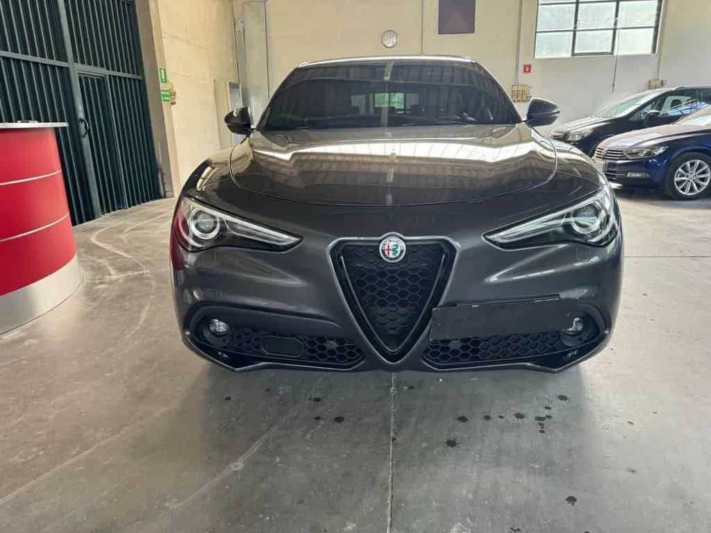 Alfa Romeo Stelvio Alfa Stelvio 2.2 Diesel 210 CV Q4 Veloce Iva Esp 12/2021-photo-2