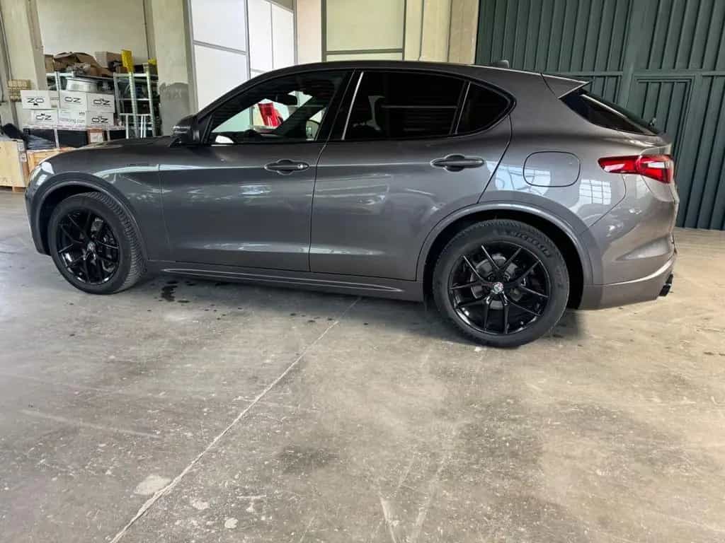 Alfa Romeo Stelvio Alfa Stelvio 2.2 Diesel 210 CV Q4 Veloce Iva Esp 12/2021-photo-3