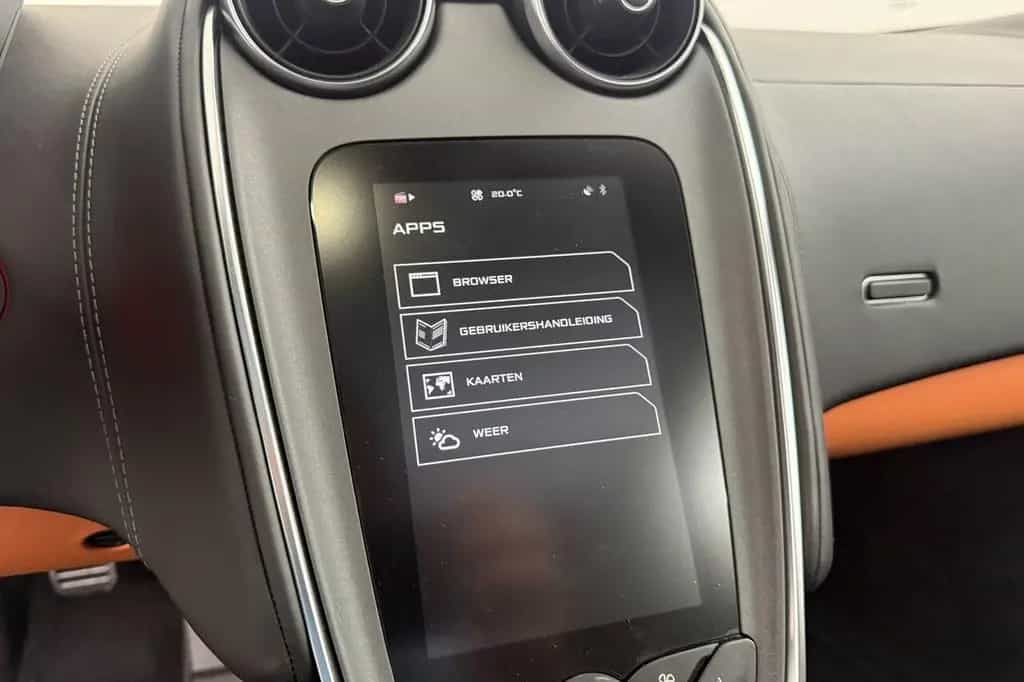 McLaren 570GT Coupé - only 1.753km! - NEW CONDITION - 07/2018-photo-17