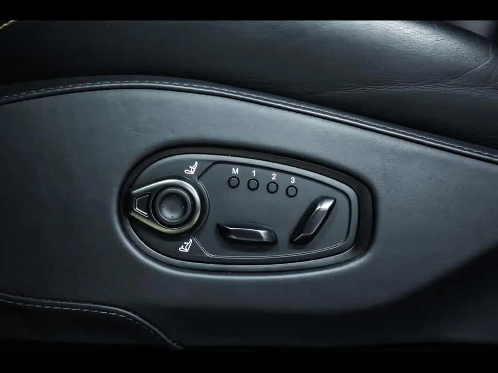 Aston Martin DBX 707 4.0 V8°23°8x RÄDER°ACC°360 05/2023-photo-15