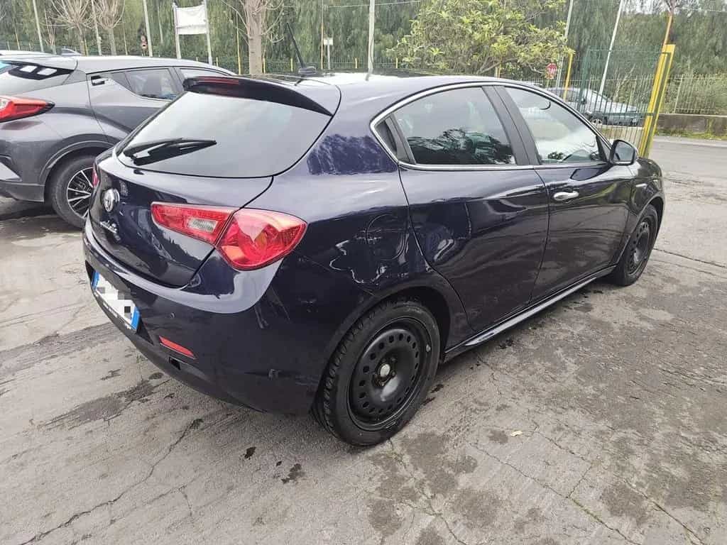 Alfa Romeo Giulietta 1.6 JTDm-2 105 CV Progressi 09/2012-photo-5