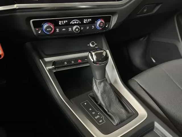Audi Q3 35 TFSI S-tronic LED AHK Kamera Lane Side Sit 12/2020-photo-12