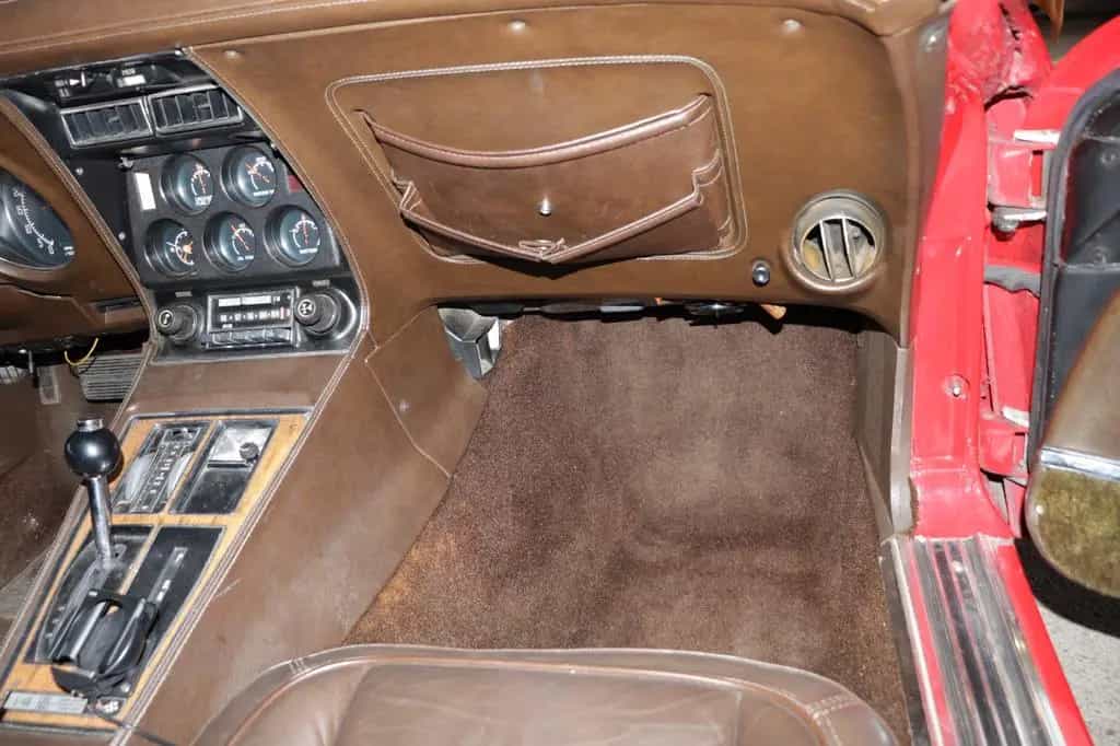 Corvette C3 07/1976-photo-10