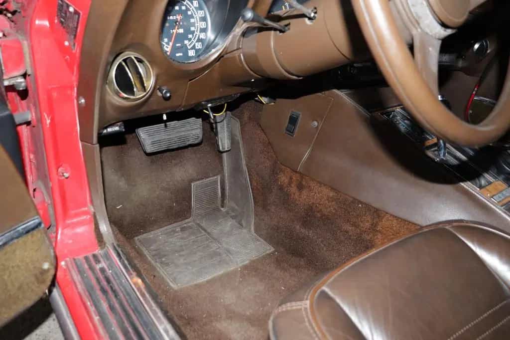 Corvette C3 07/1976-photo-11