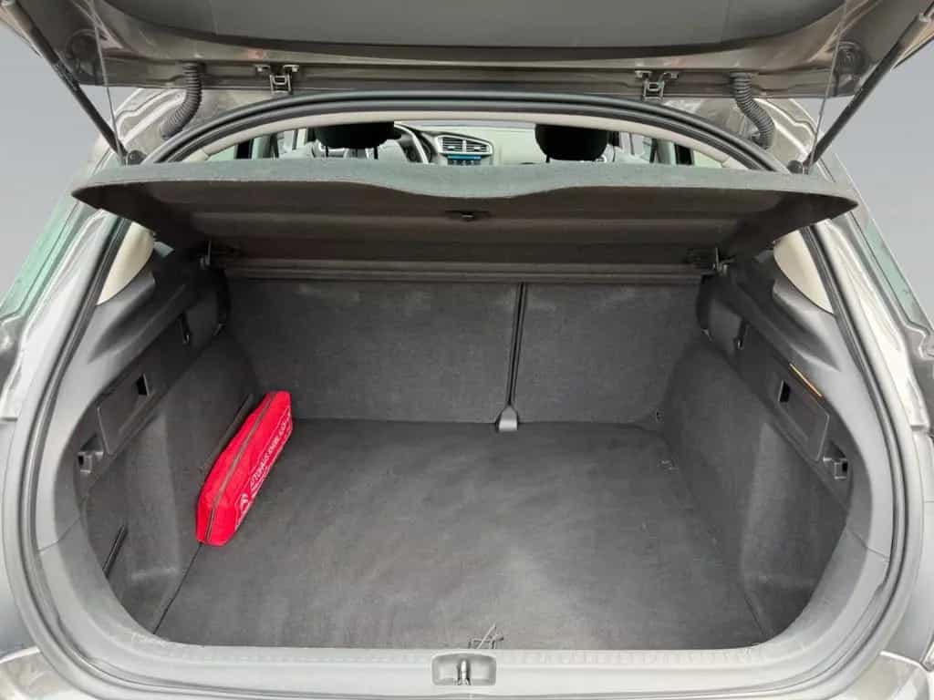 Citroën C4 Lim. Selection 02/2018-photo-17