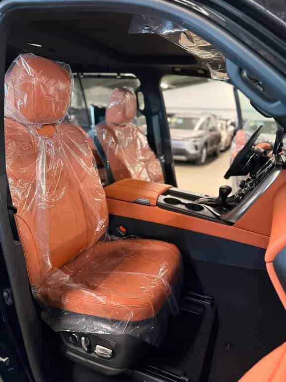 Lexus LX 500 LX500d+2026+VIP+4Seats+BERLIN+EUver 04/2026-photo-21