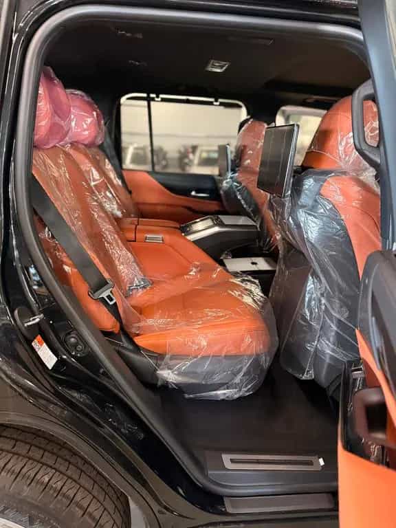 Lexus LX 500 LX500d+2026+VIP+4Seats+BERLIN+EUver 04/2026-photo-23