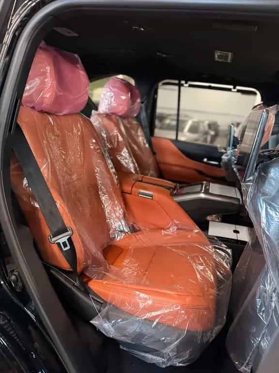 Lexus LX 500 LX500d+2026+VIP+4Seats+BERLIN+EUver 04/2026-photo-24