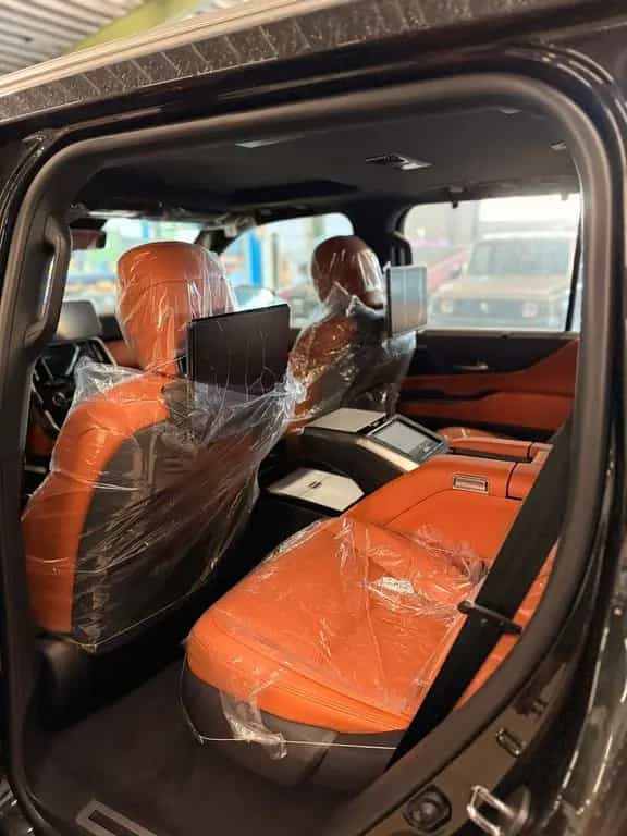 Lexus LX 500 LX500d+2026+VIP+4Seats+BERLIN+EUver 04/2026-photo-26