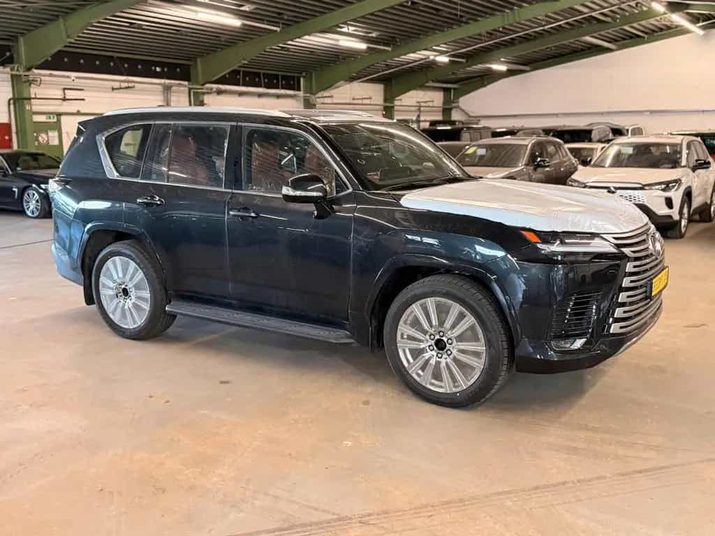 Lexus LX 500 LX500d+2026+VIP+4Seats+BERLIN+EUver 04/2026-photo-32
