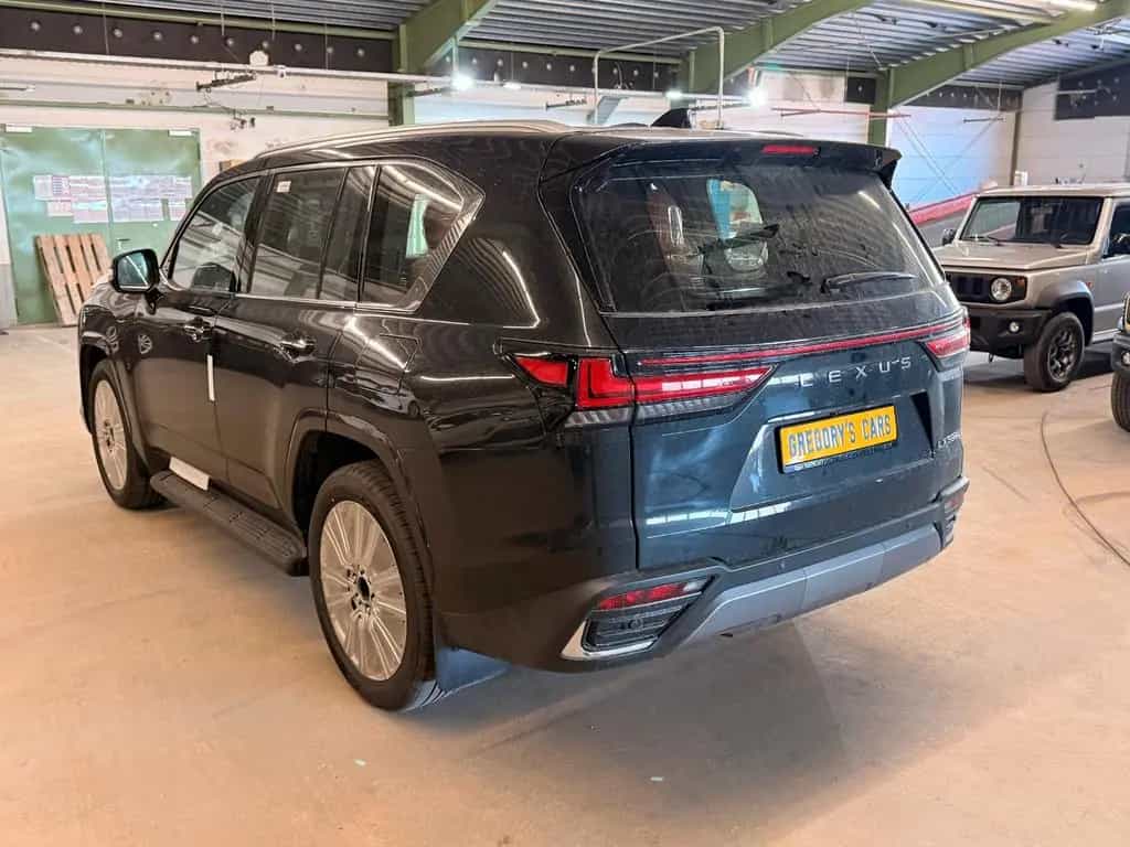 Lexus LX 500 LX500d+2026+VIP+4Seats+BERLIN+EUver 04/2026-photo-8