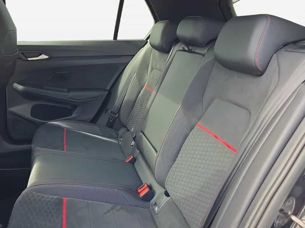 Volkswagen Golf GTI VIII 2.0 TSI  Clubsport Black Style DS 04/2024-photo-18