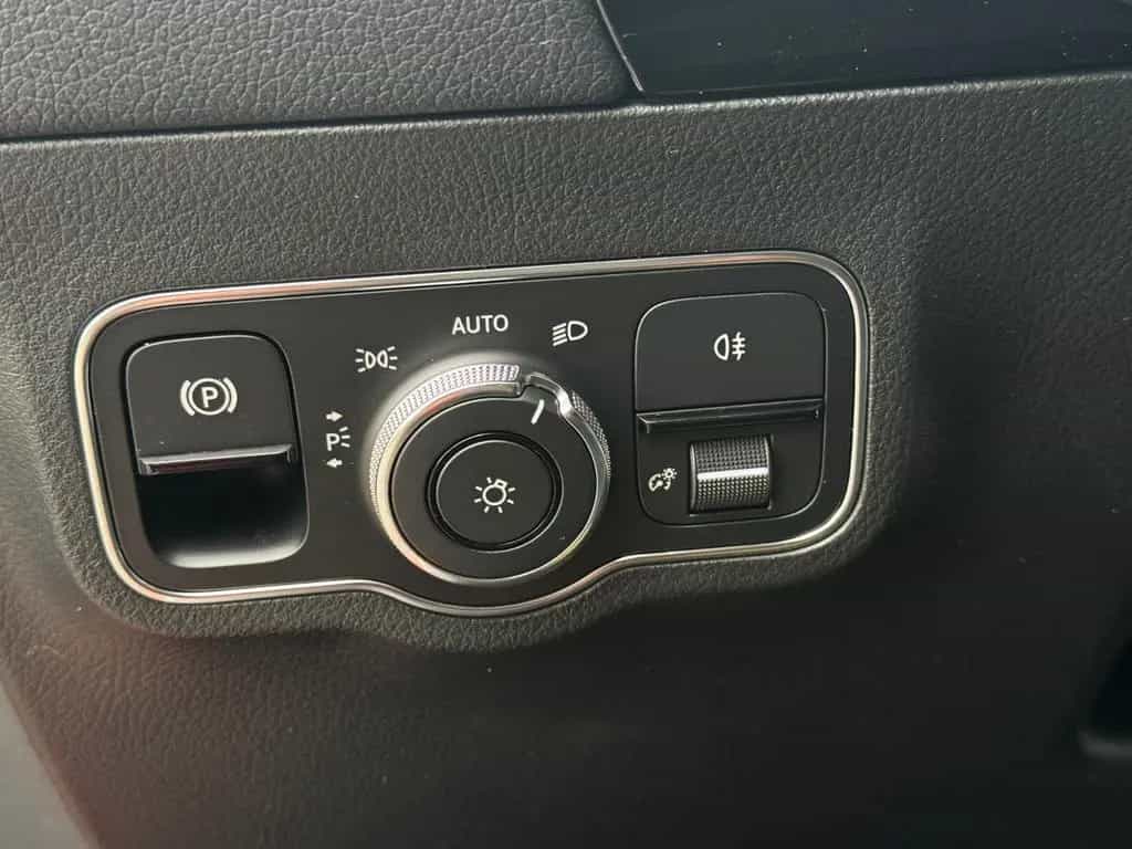 Mercedes-Benz B 220 4Matic Garantie *Keyless *Pano *Navi *LED 07/2019-photo-27
