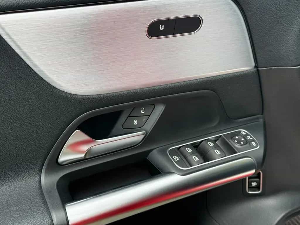 Mercedes-Benz B 220 4Matic Garantie *Keyless *Pano *Navi *LED 07/2019-photo-29