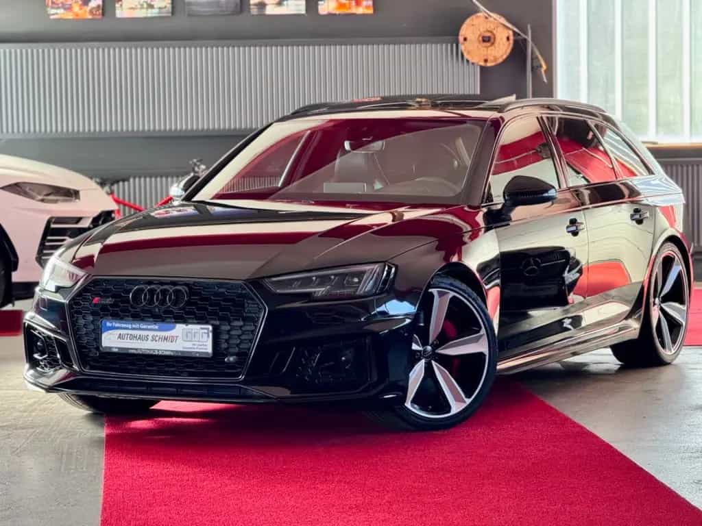 Audi RS4 Pano ACC SAGA 360°B&O Raute HeadUp DynPak 20 08/2019-photo-0