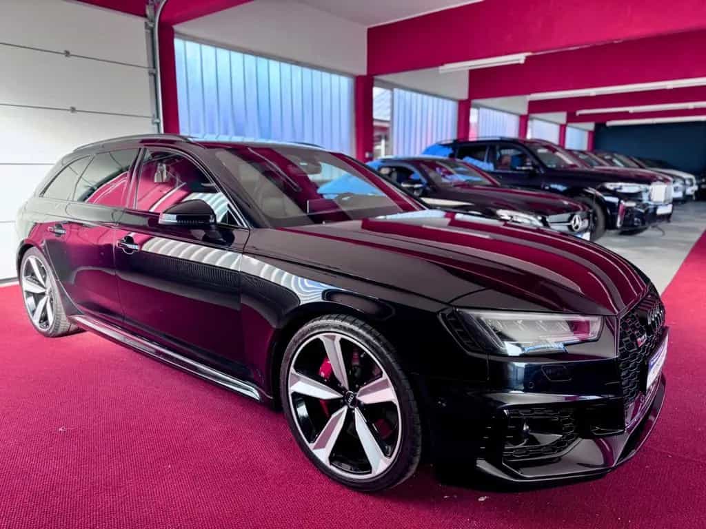 Audi RS4 Pano ACC SAGA 360°B&O Raute HeadUp DynPak 20 08/2019-photo-1
