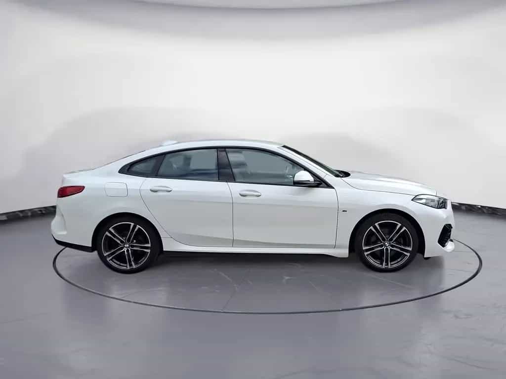 BMW 218 Gran Coupé 218i Gran Coupe M Sport Klimaaut. Sportsitze AHK 05/2022-photo-4
