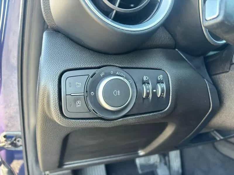 Alfa Romeo Giulia 2.2 Diesel 150CV 10/2017-photo-13